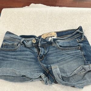 American Eagle Outfitters Women's Blue Denim Shorts